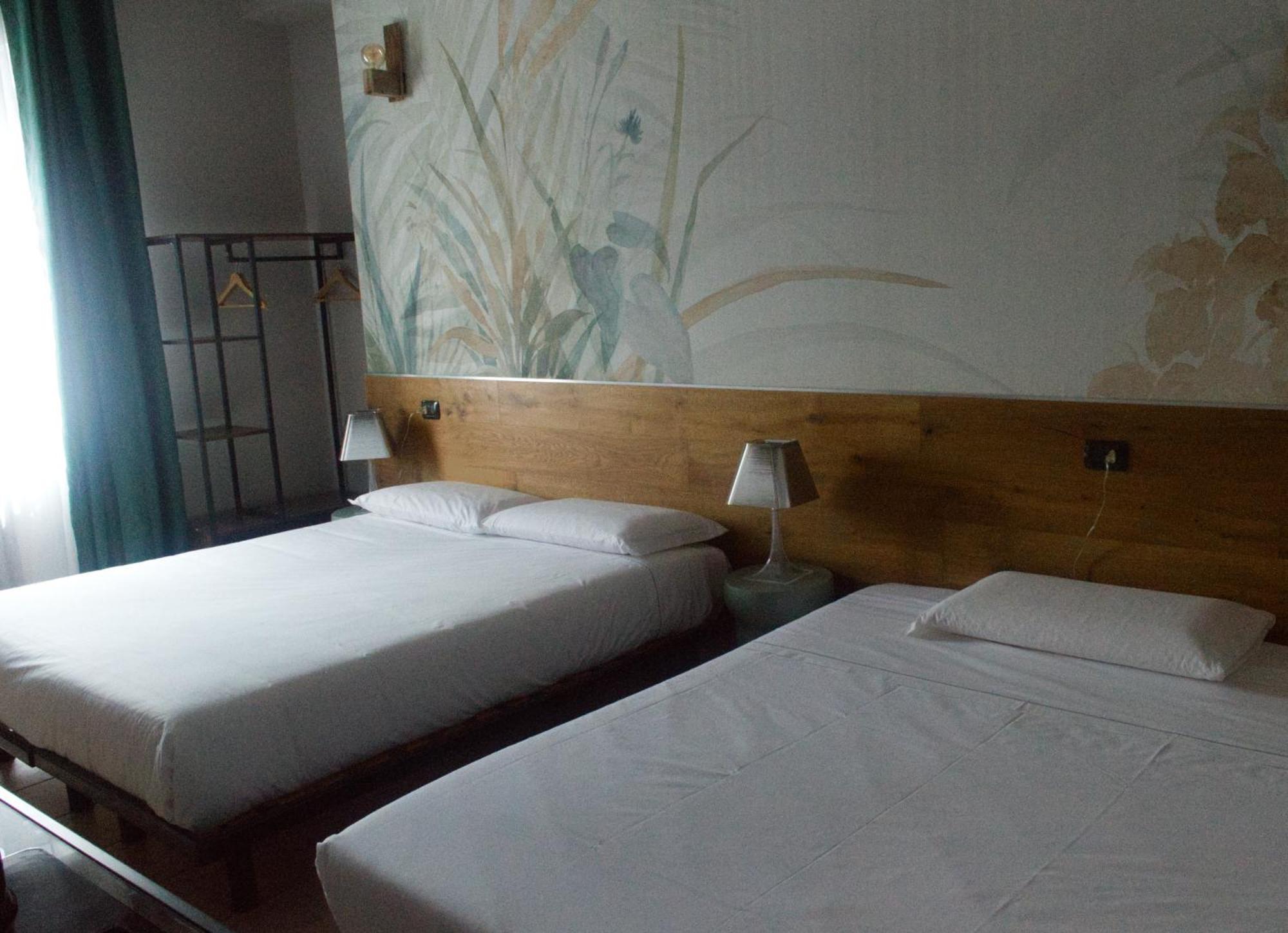 Locanda Da I Baldi Laveno Bagian luar foto